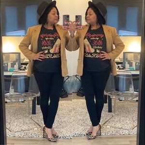 Meet your Posher, Ebonie